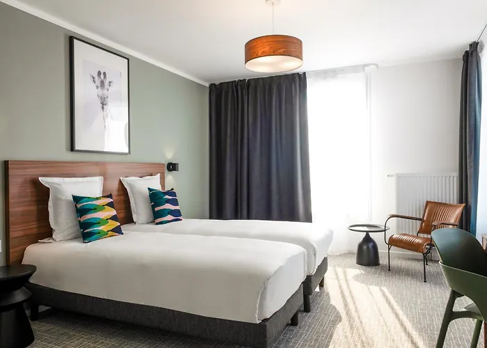 Adagio Access Lille 발뇌브다스크